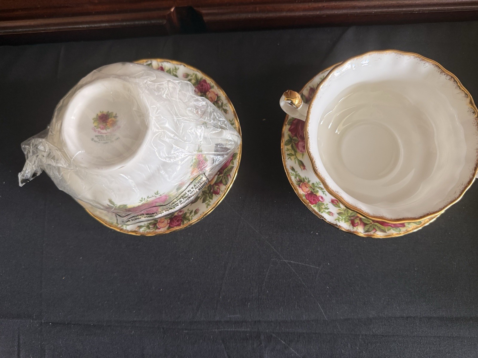 Old Country Roses Floral Tea Cup & Saucer Set White Pink Green Gold Trim 2-Pc