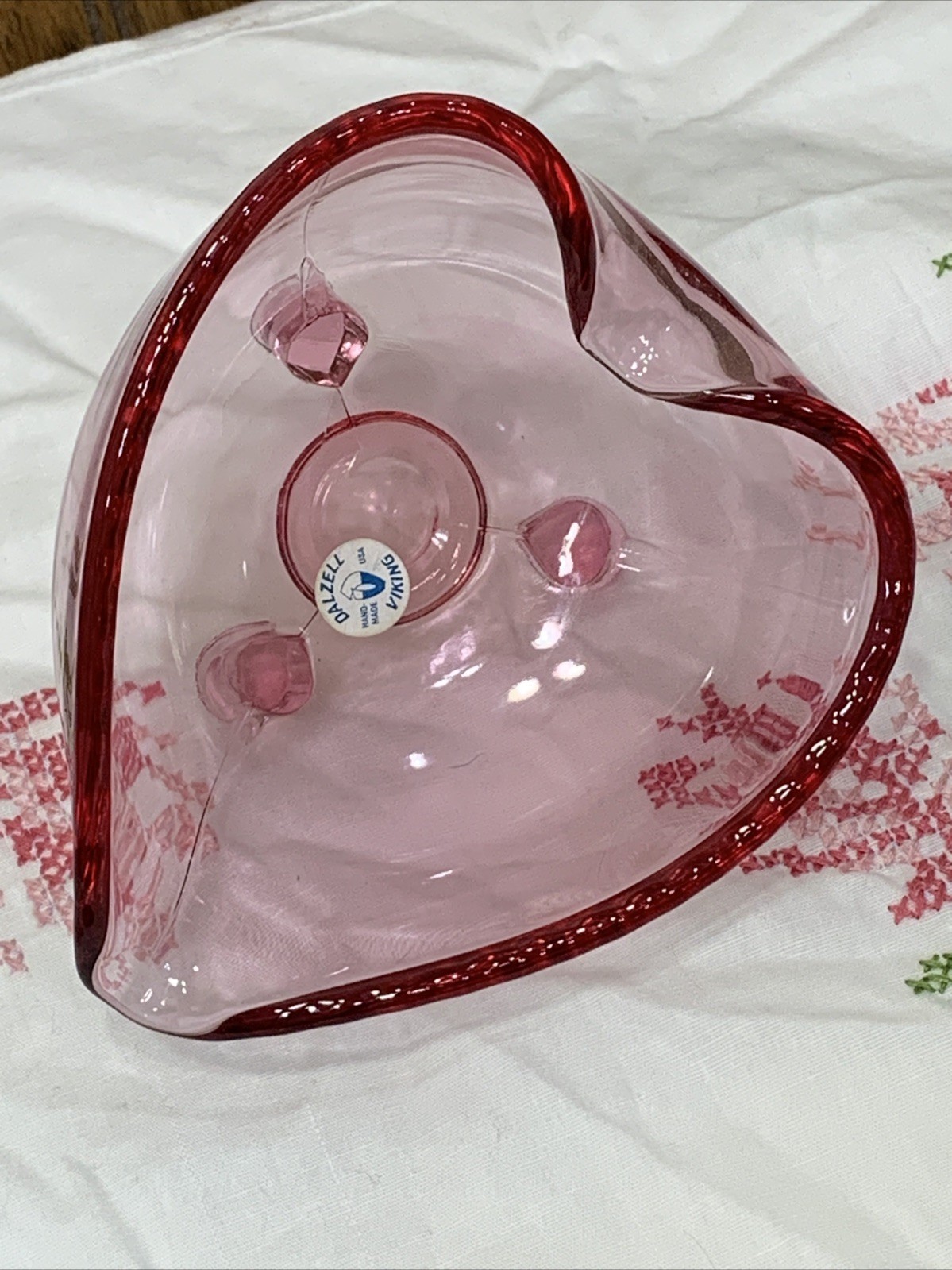 Viking Heart Shaped Glass Candy Trinket Dish Cranberry Pink 3 Foot Dalzell Line