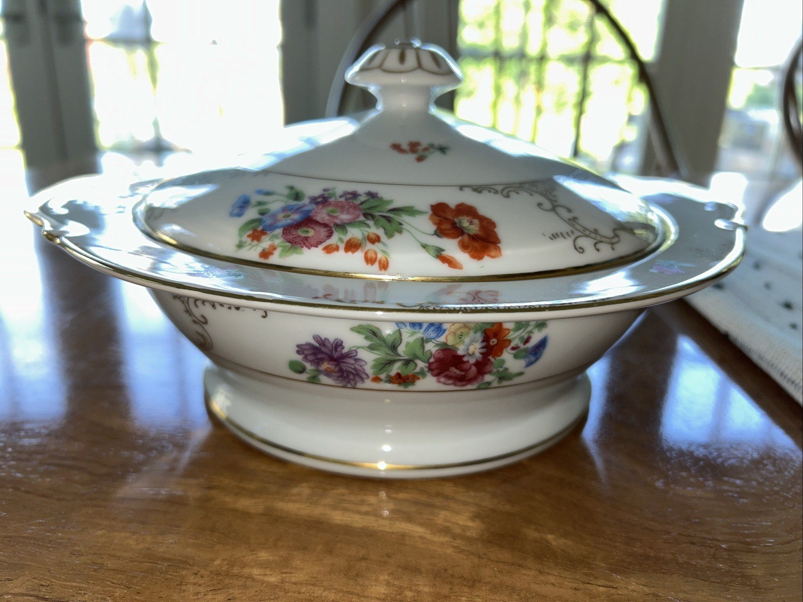 Vintage Made In Occupied Japan Serving Bowl And Lid Floral SGK China