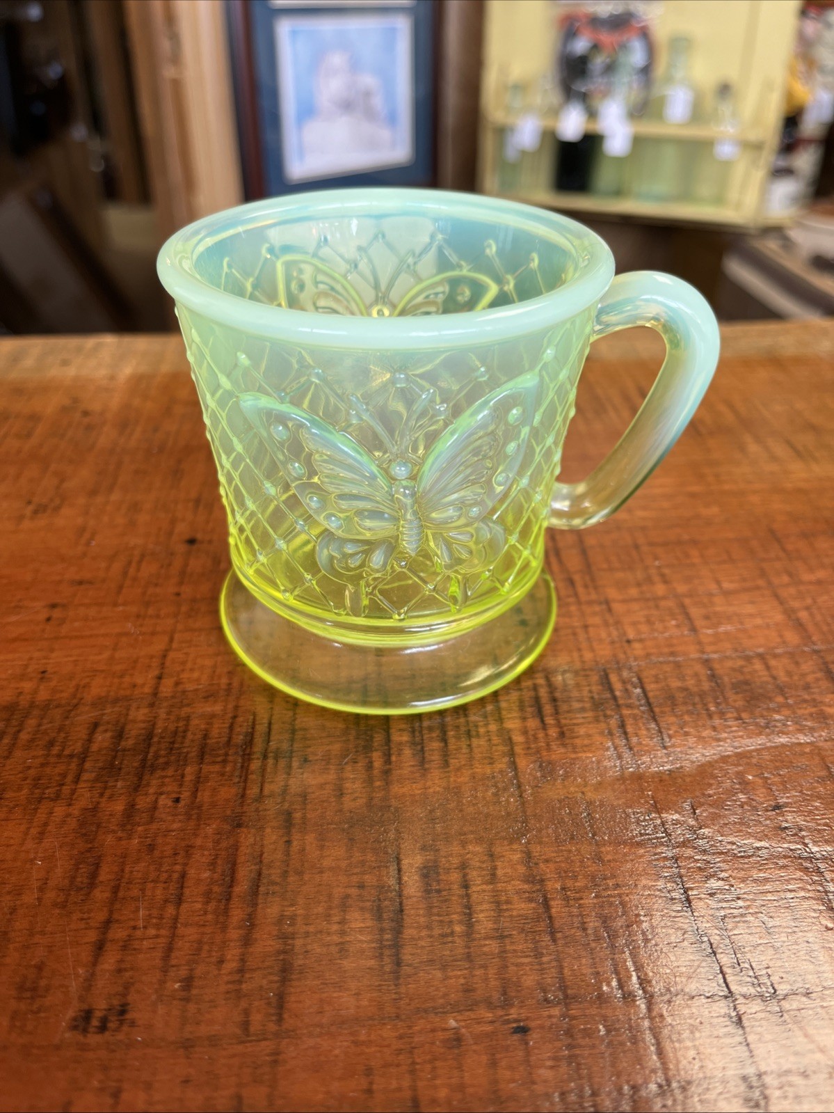 Fenton Uranium Glass Butterfly Mug From FAGCA 1988 *Glows!