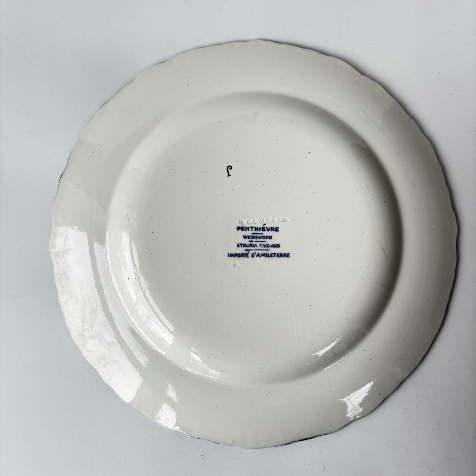 Wedgwood Penthievre Etruria England Blue Feather Edge Pink Scene Dinner Plate
