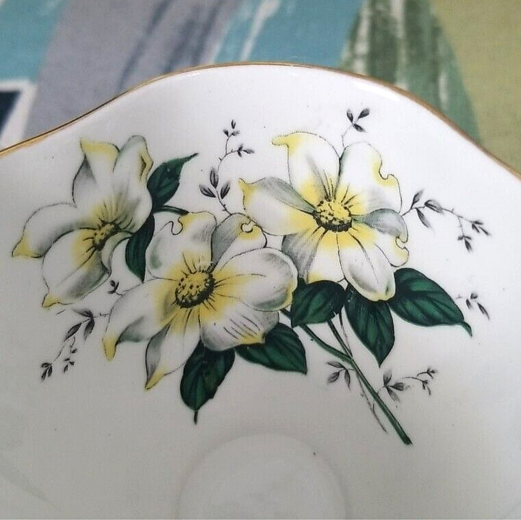 Windsor Bone China Tea Cup and Saucer Gold Dogwood Pattern Made In England