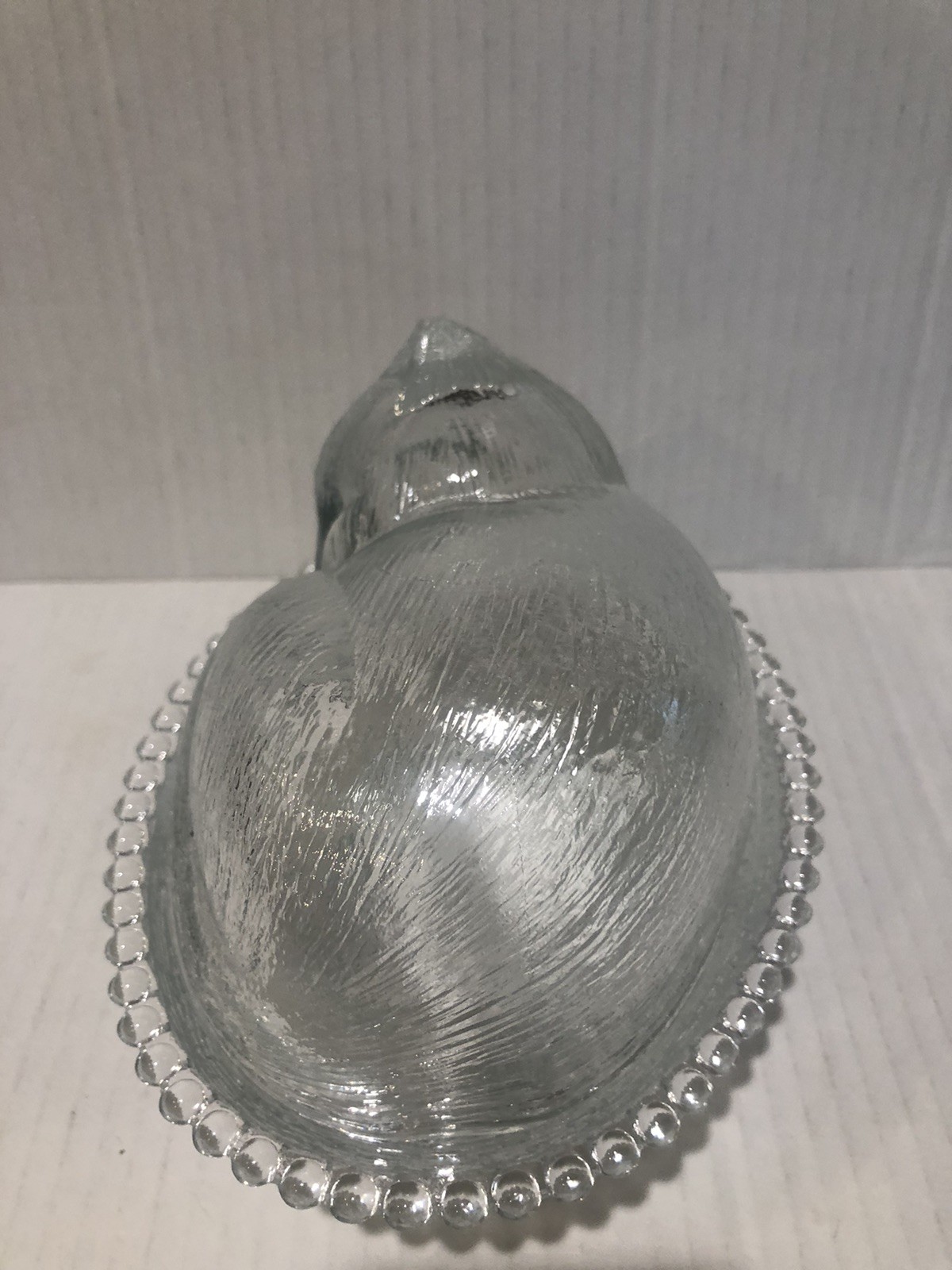Vtg Indiana Glass “ Sleeping Cat On Nest” Covered Dish 7” Long