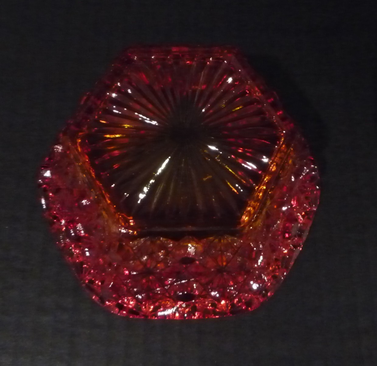 VTG LE SMITH AMBERINA HEXAGON DAISY & BUTTON 5” GLASS CANDY/NUT DISH GLOWS