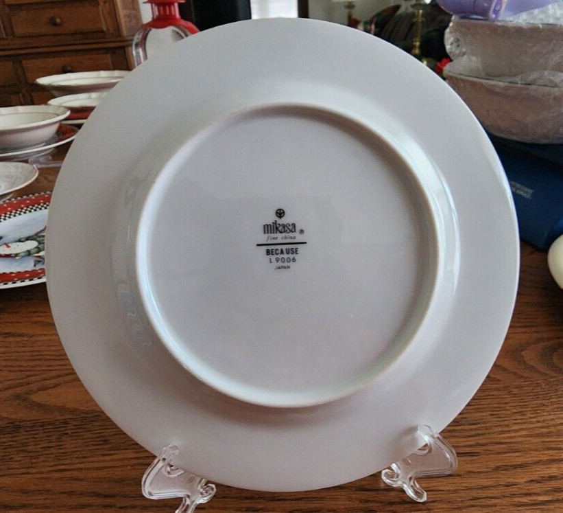 Because Salad Plate (s) 7 1/2″ Round Mikasa L9006 Japanese White Pink Green !
