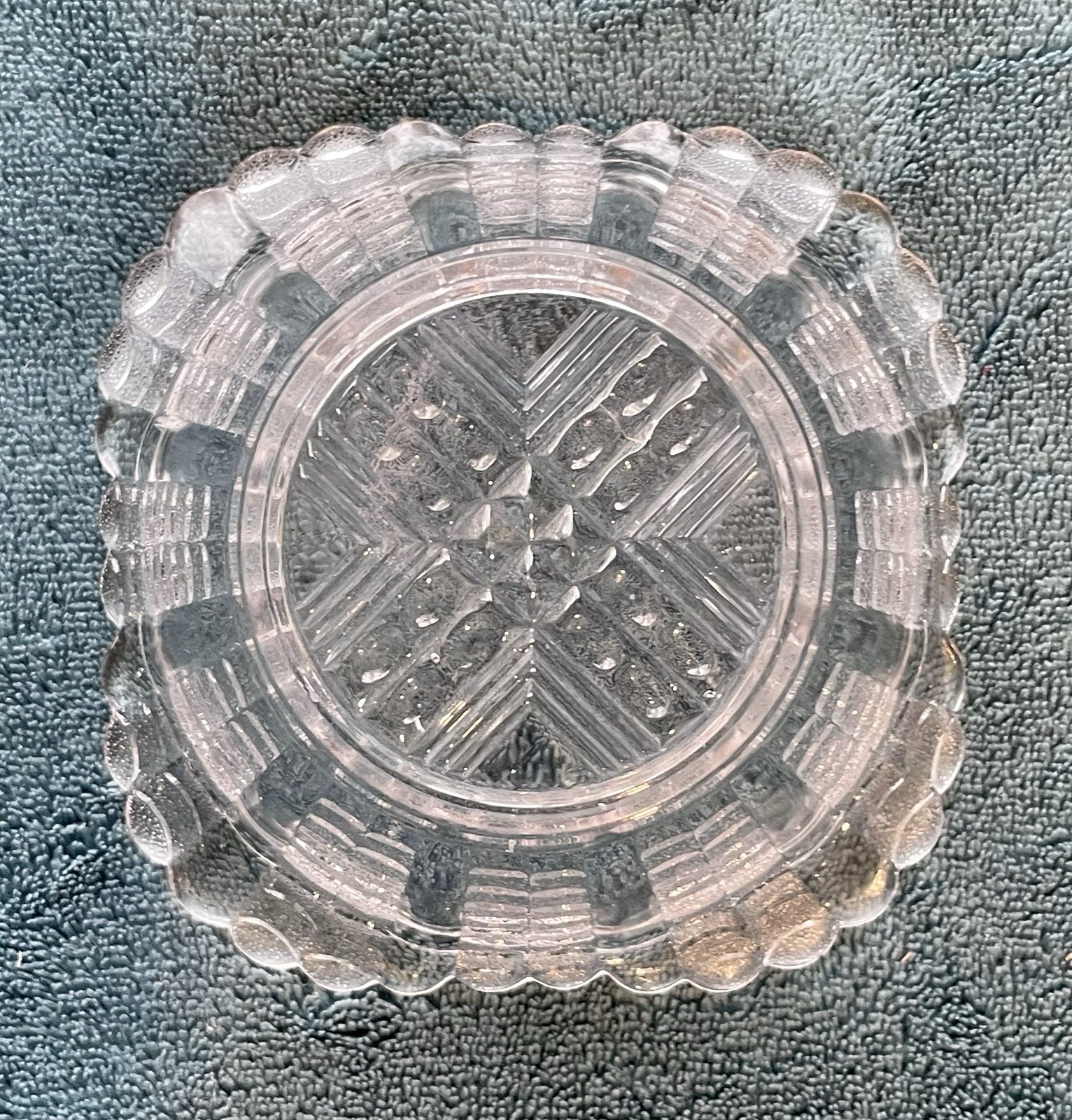 BRYCE BROTHERS EAPG PRESSED GLASS FISH SCALE SQUARE BOWL CIRCA 1888 BERRY BOWL
