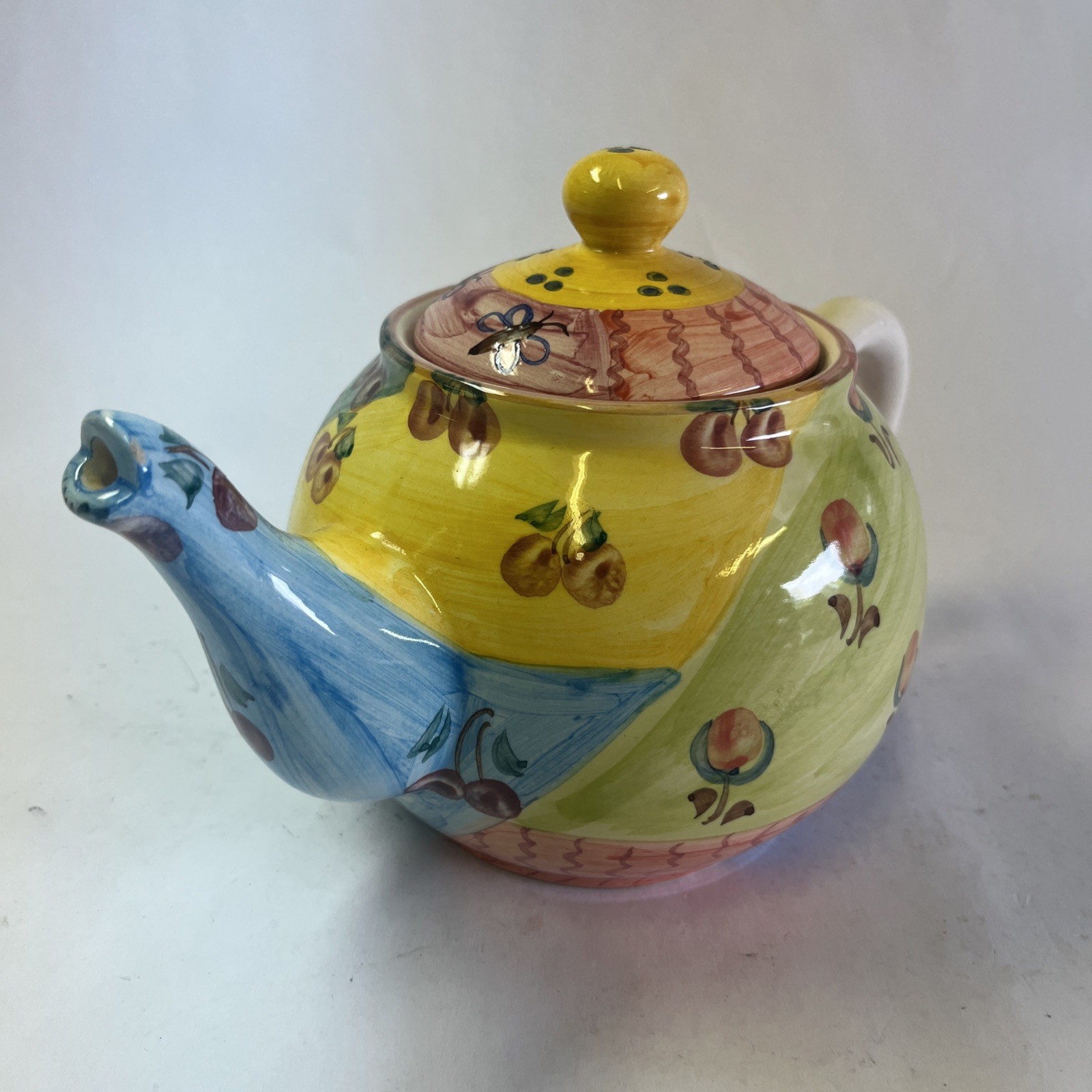 Favanol Portugal Ceramic Bees And Berries Teapot Handpainted Approx 9.5″ by 6″