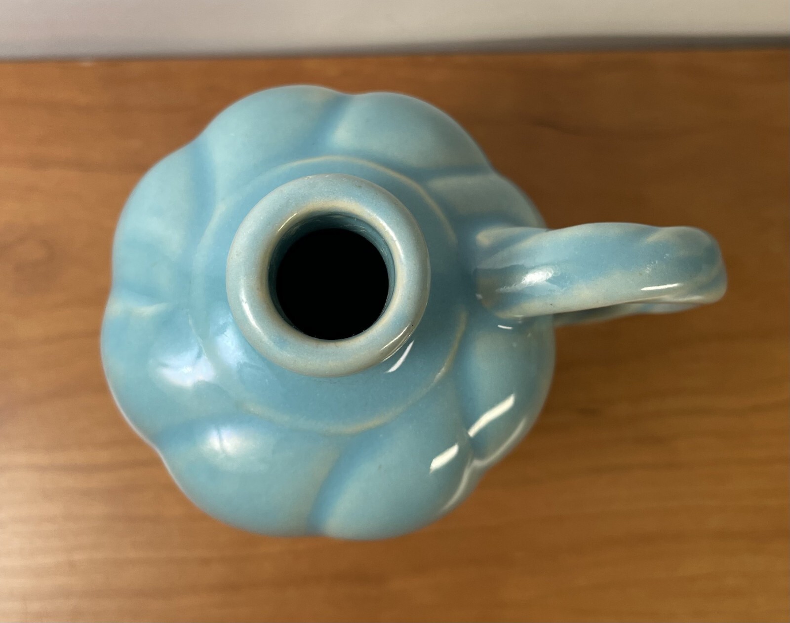 Jean Castle Capistrano Turquoise Swirl California Pottery Jug 4″ Hollydale?