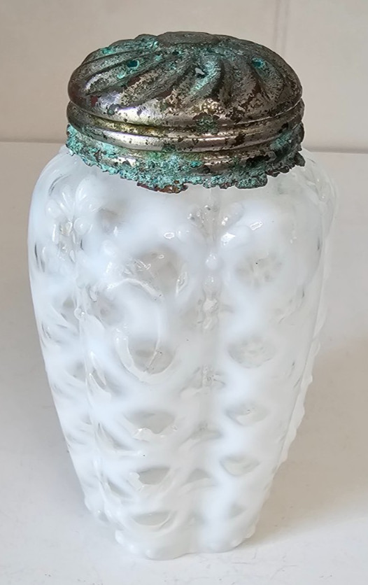 EAPG Victorian Glass Salt Pepper Shaker Opalescent White Ribbed Lattice
