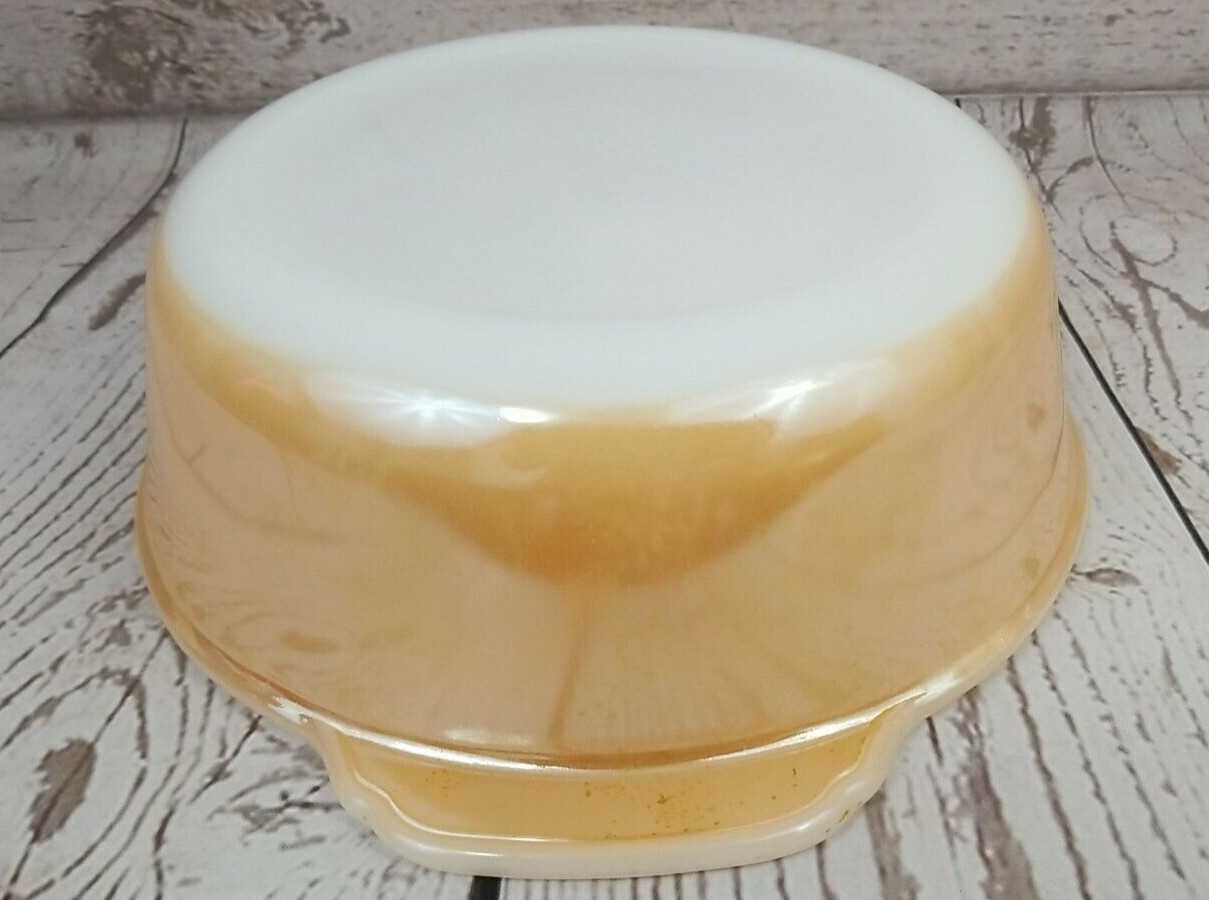 Peach Luster Casserole Fire King 1.5 qt Round Made in USA 8 in x 2.5 Deep #7