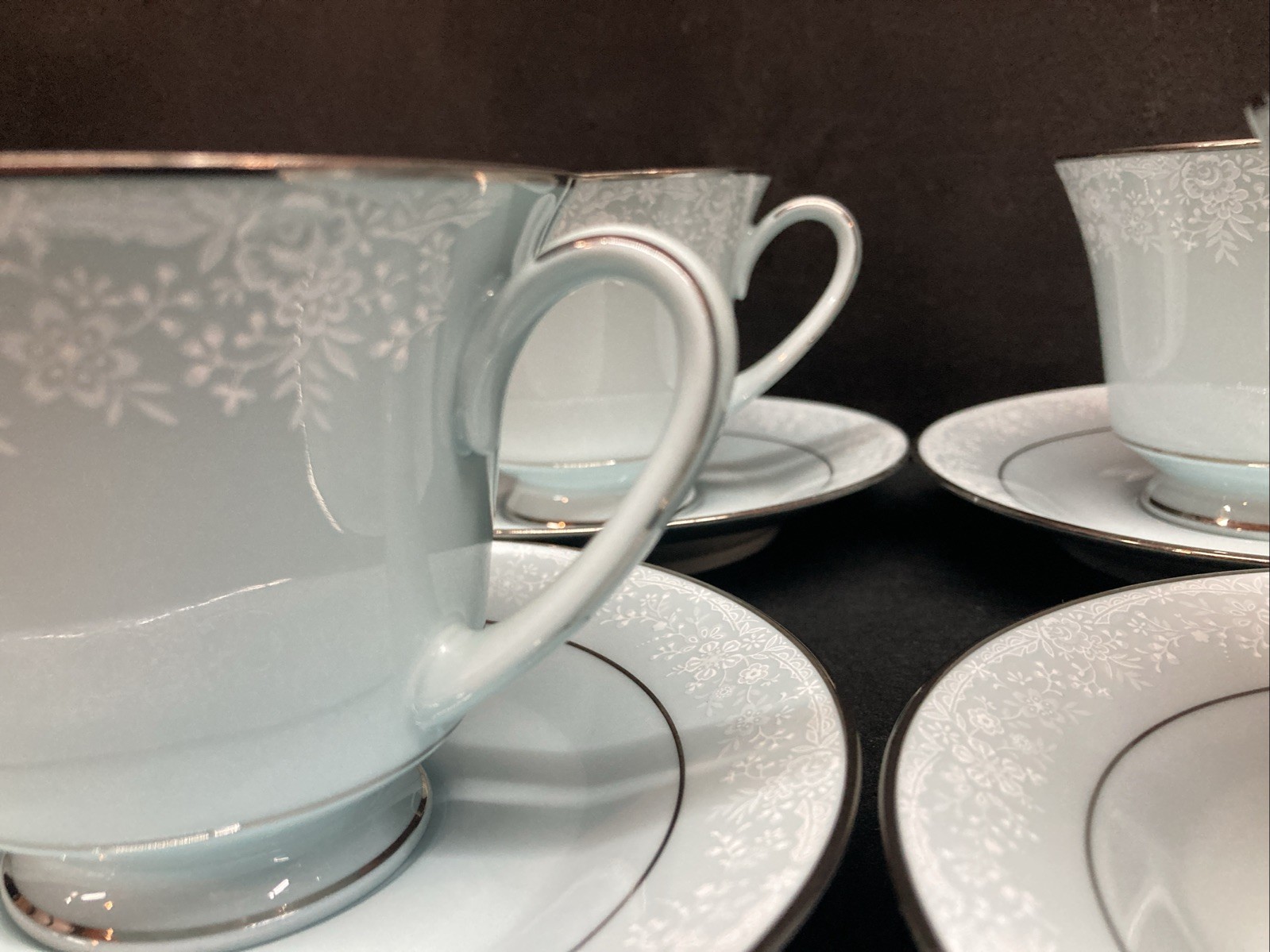 Noritake Fidelity 8003 Light Blue Cups & Saucers Set of 4