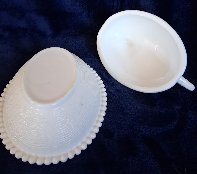 Indiana White Milk Glass Hen On Nest With Slotted Beading On Base