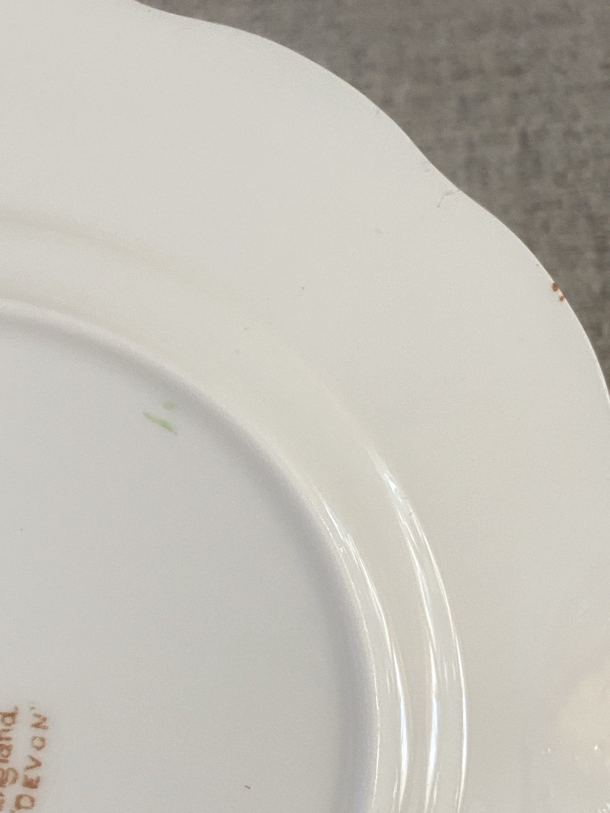 A matched set of 3 dessert plates + 3 saucers from Royal Albert Devon is absolut