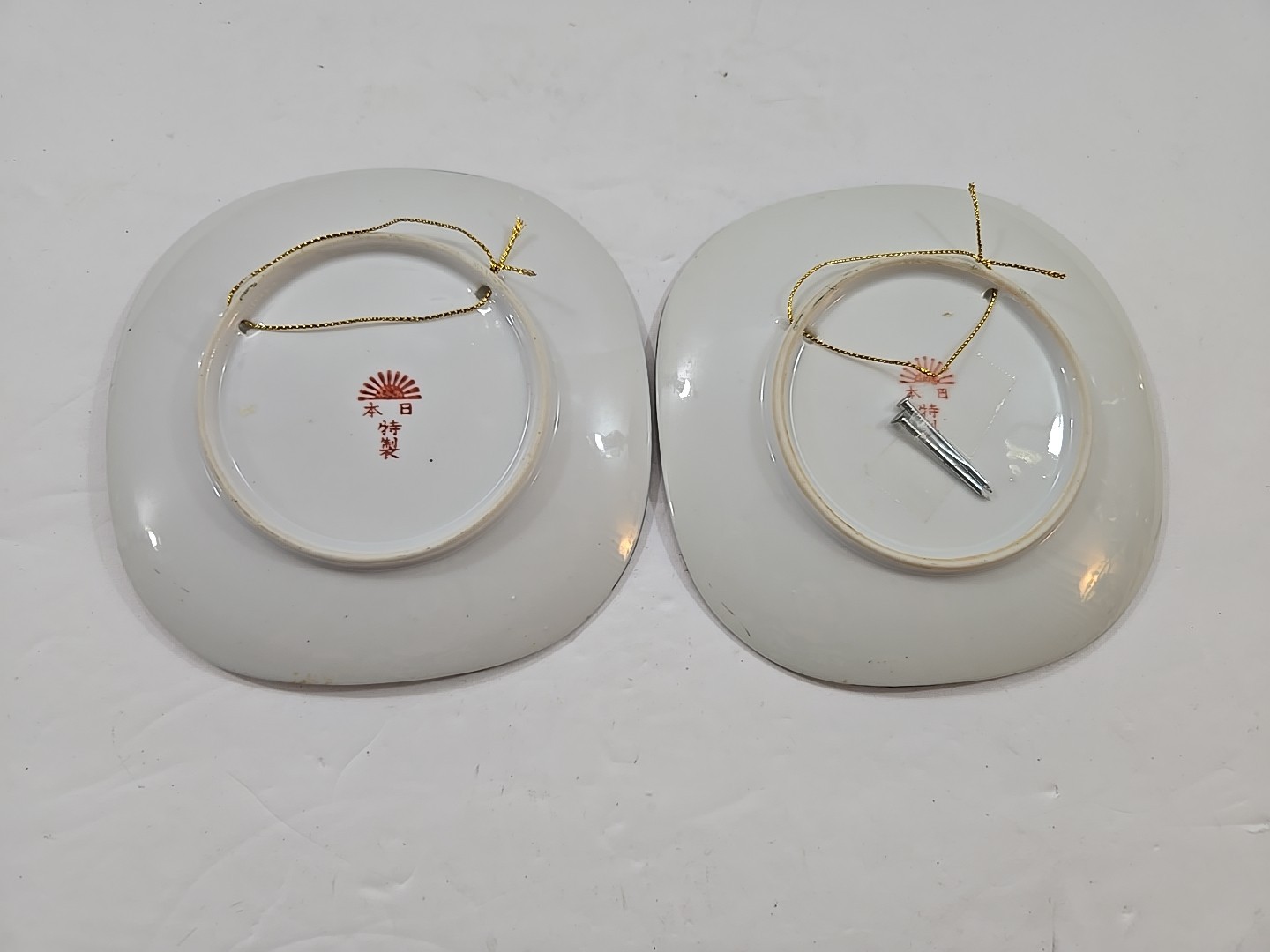 2 Vintage 5″ Square Plates w/ Wall Hangers Hand Painted Orange Leaves Gold Trim