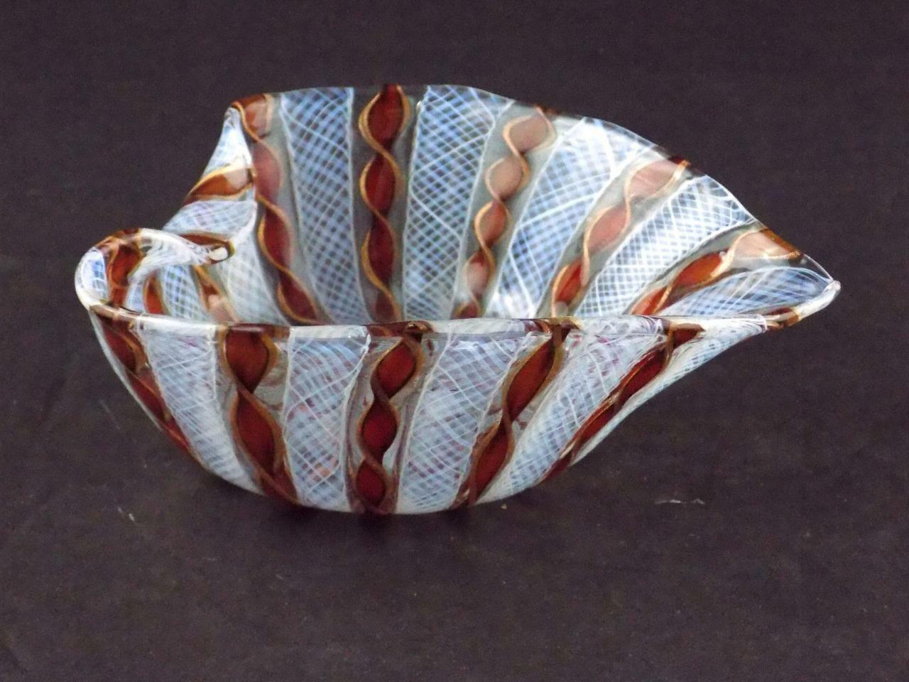Avventurina Technique Art Glass Lipped Trinket Dish White Lattice Work