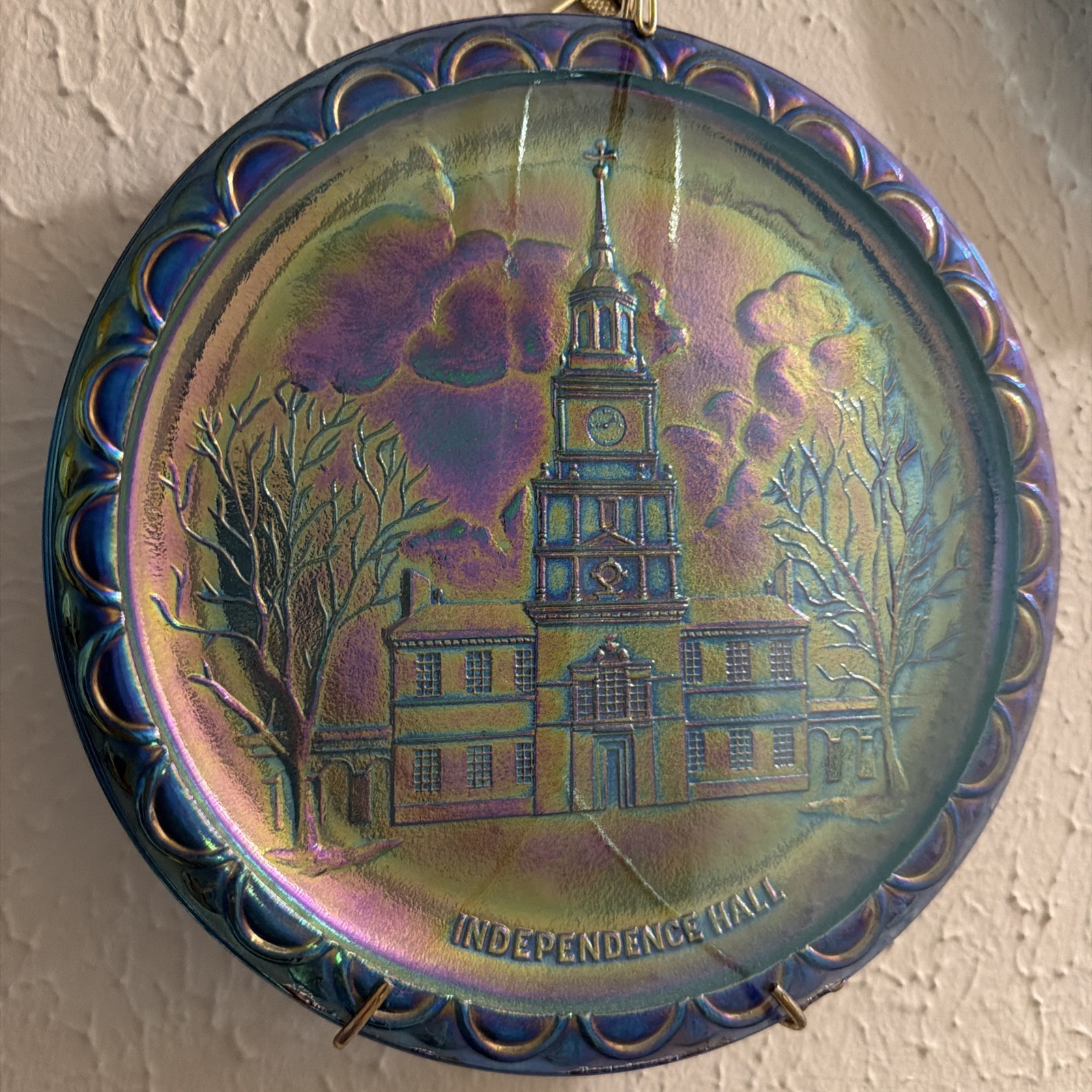 Vintage Indiana Glass Co. Iridescent Blue Independence Hall Plate 8″D 2 plates
