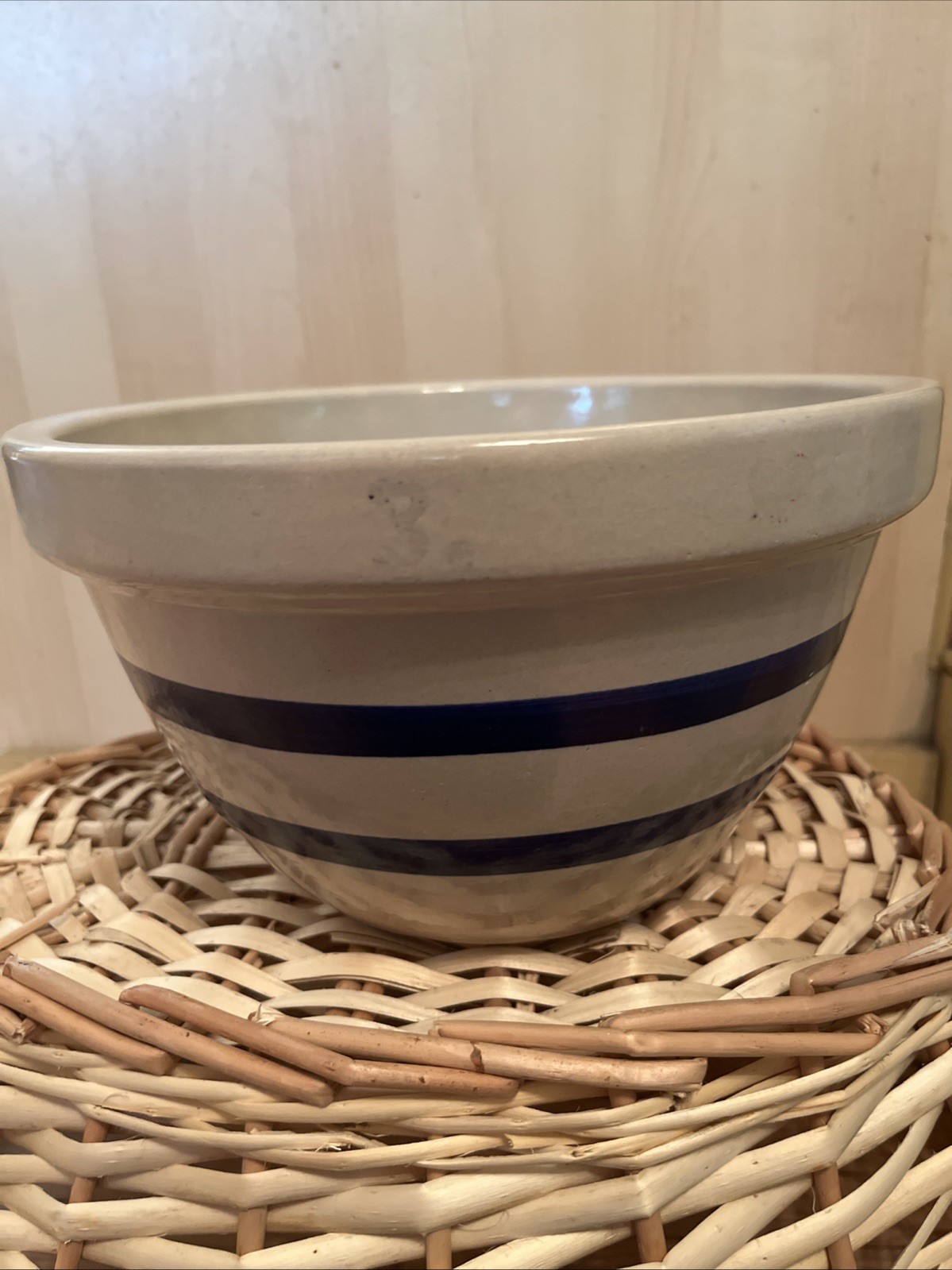 Vintage Robinson Ransbottom Pottery  9.25″ Stoneware Blue Striped Bowl Roseville