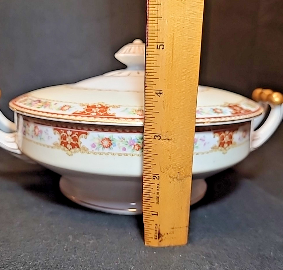 Regal China Lafayette 8″ Covered Casserole w/ Handles – Made in Occupied Japan