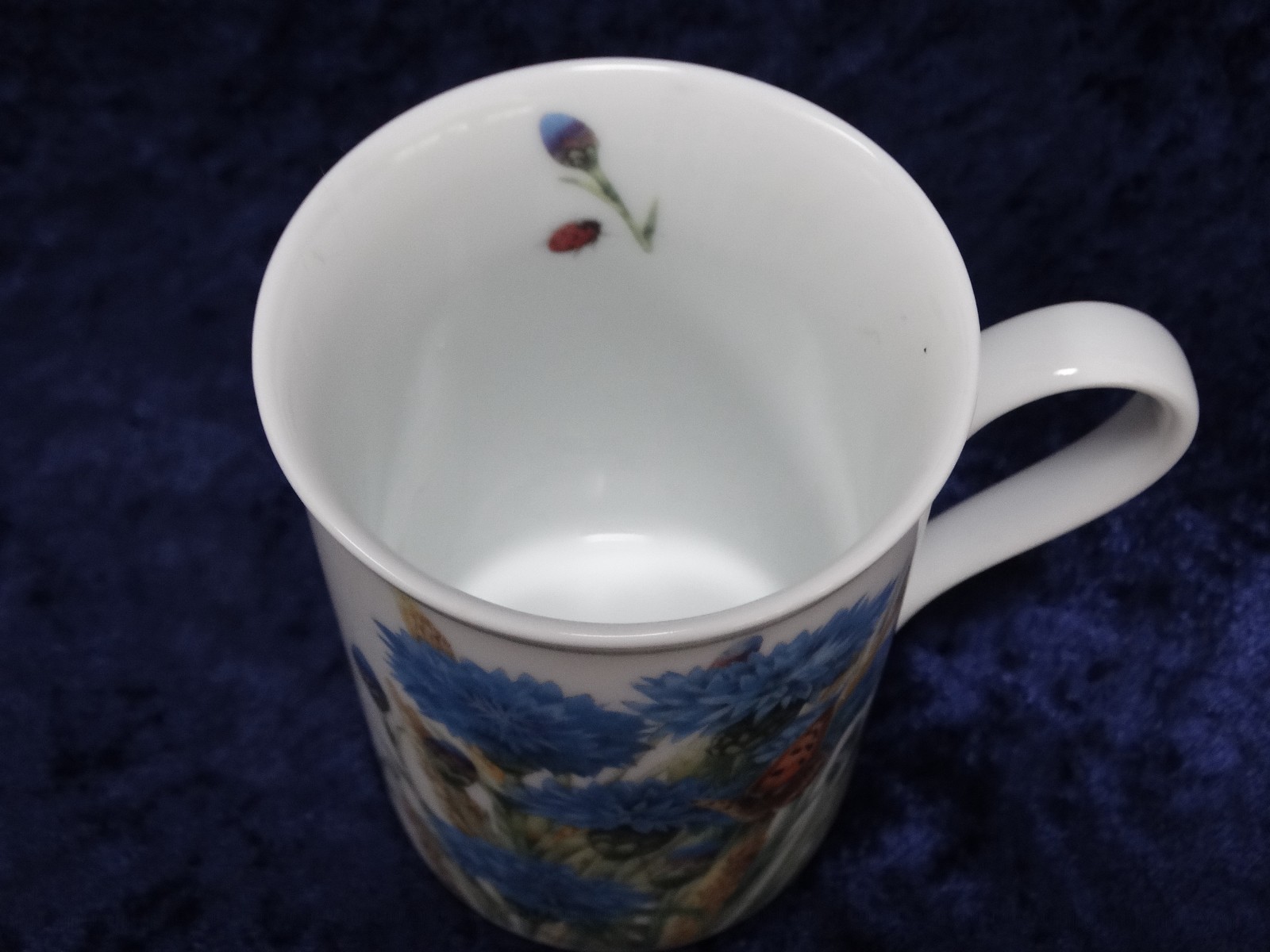 1997 Marjolein Bastin Avon Cornflowers Butterflies Ladybugs Coffee/Tea Mug 4″h