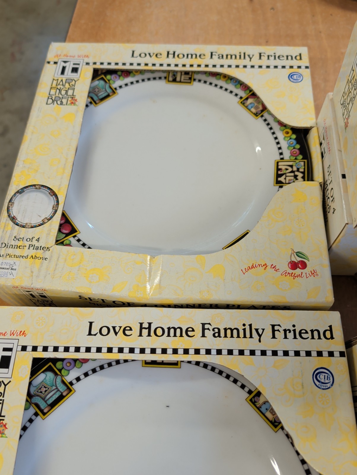 NIB Mary Engelbreit love home family friend 8 Person Dinner Place Setting – READ