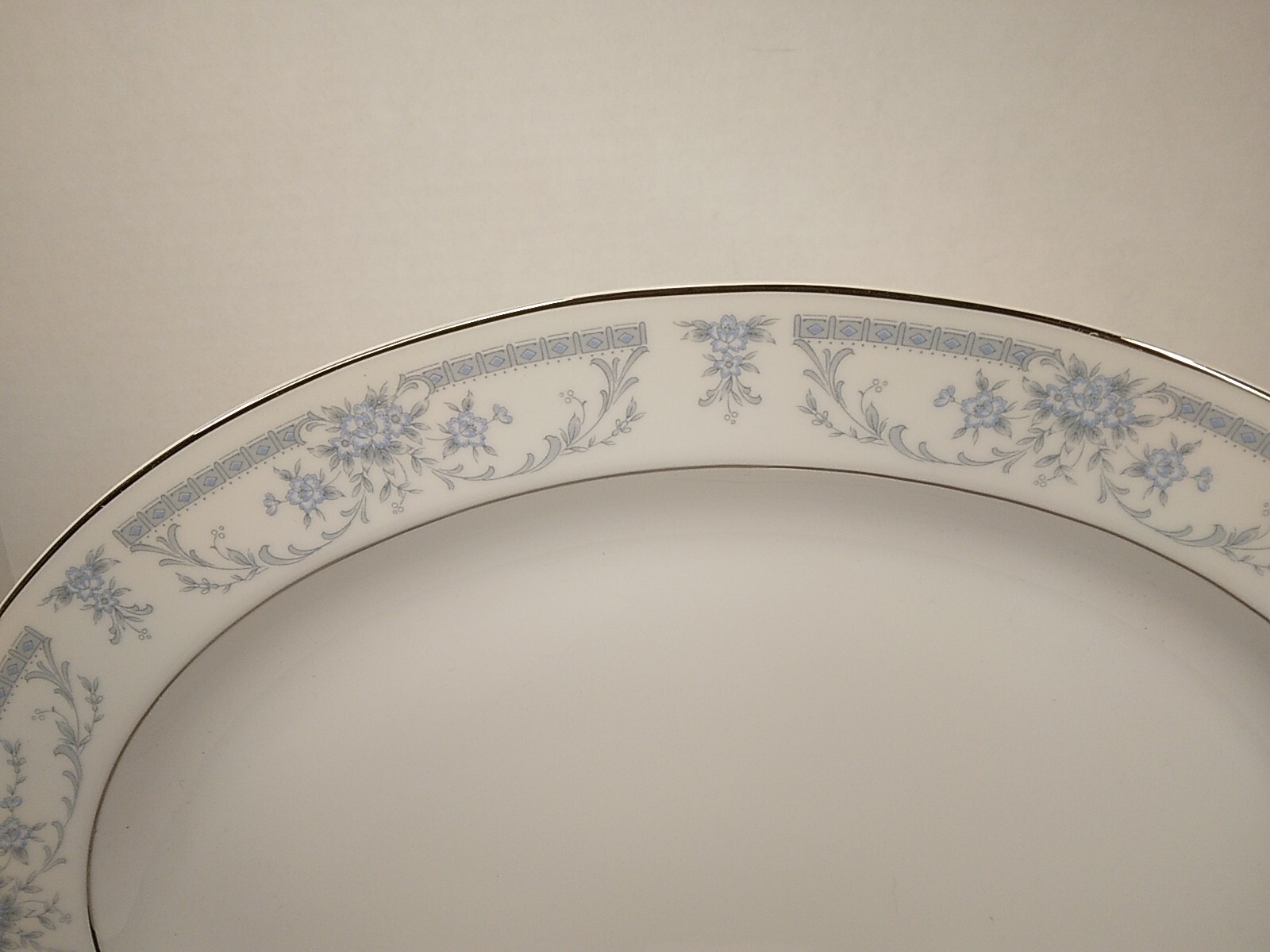 VINTAGE SHEFFIELD BLUE WHISPER 14” x 10.75″ PORCELAINSERVING PLATTER JAPAN USED