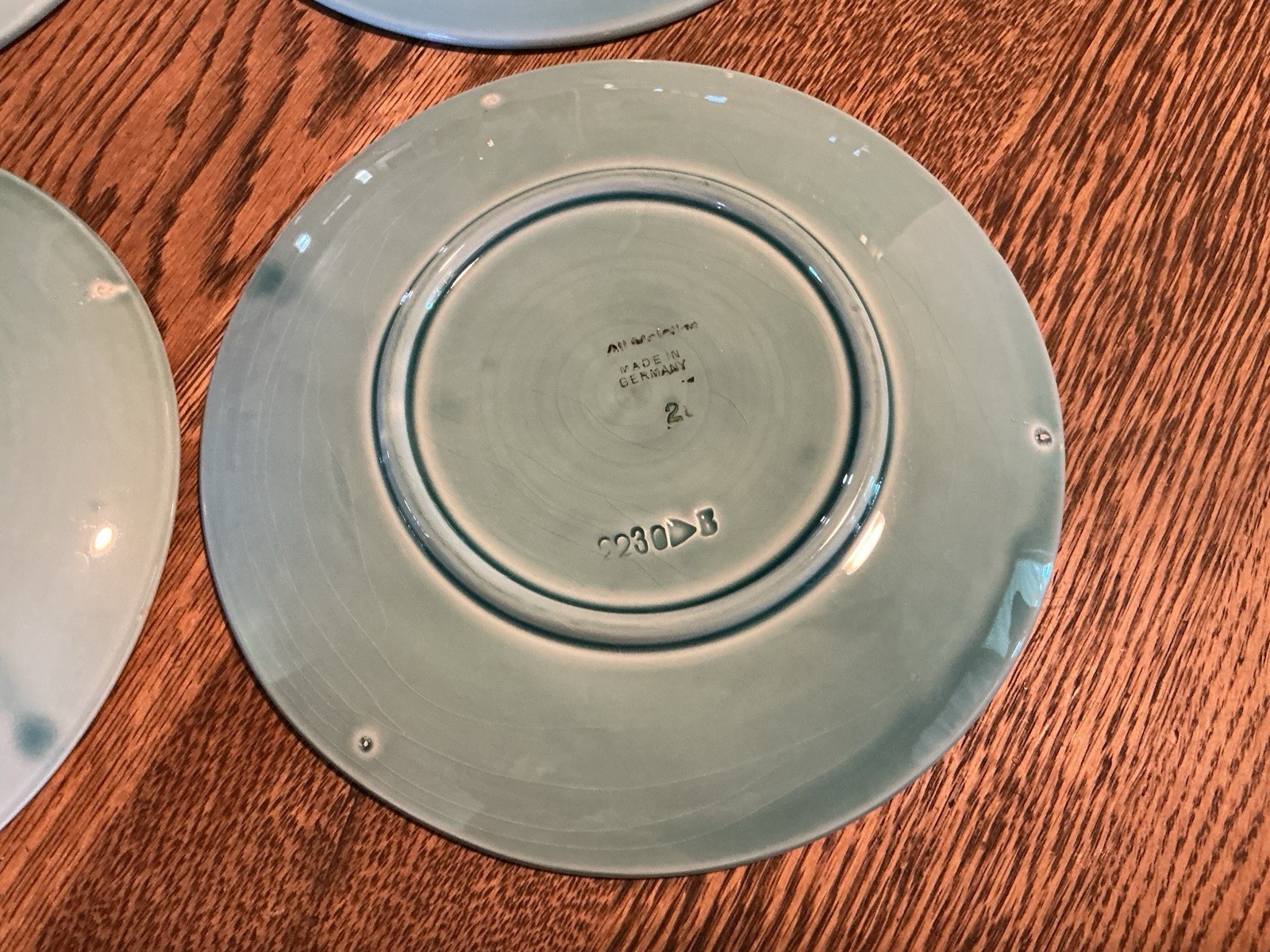 SET Of SIX Majolica Plates Teal Aqua Raspberry Plumb 2230 B Germany Weave 7.75”