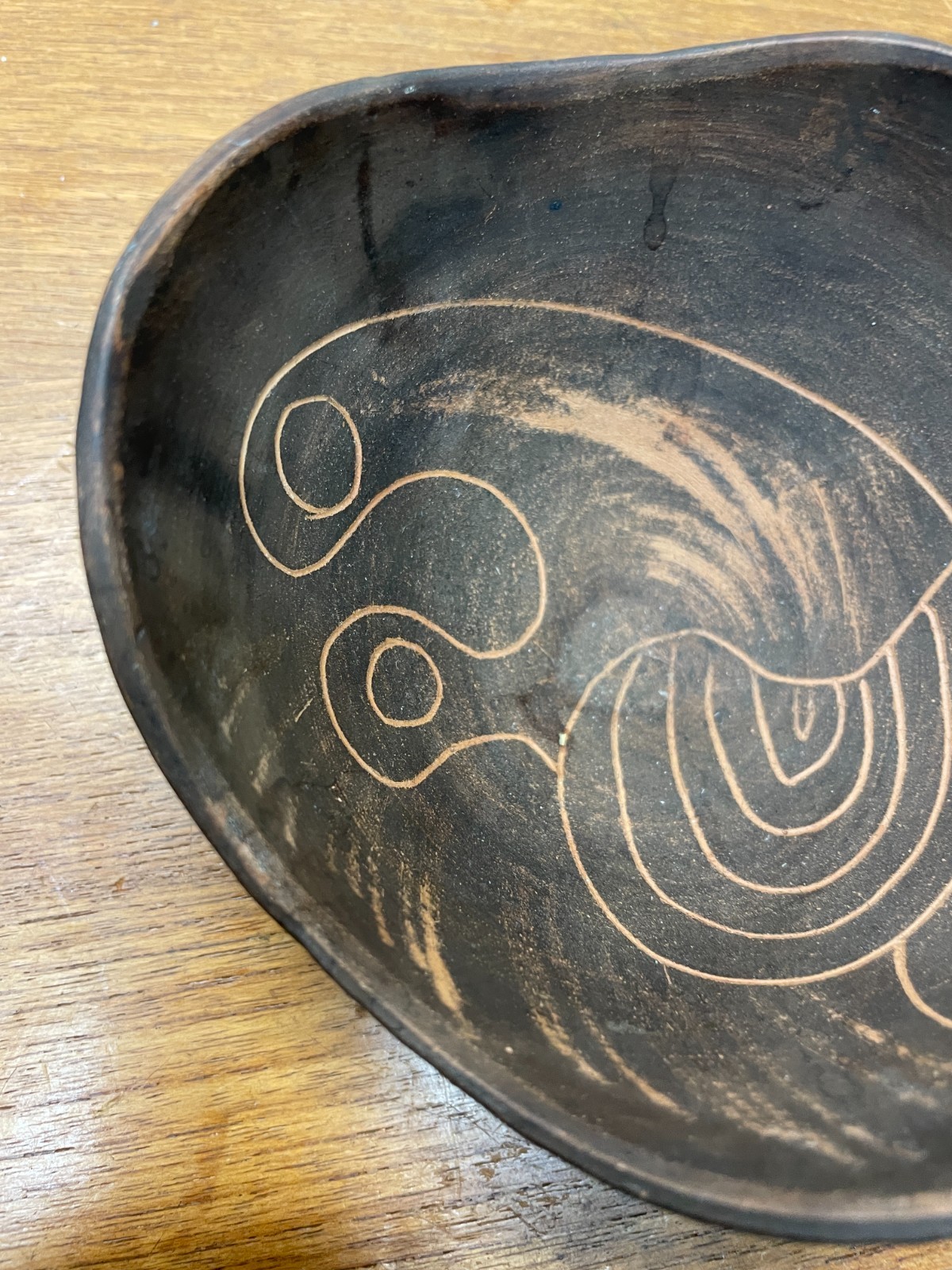 Vintage Raymor Italy Asymmetrical Bowl Abstract Design MCM-Sgraffito technique