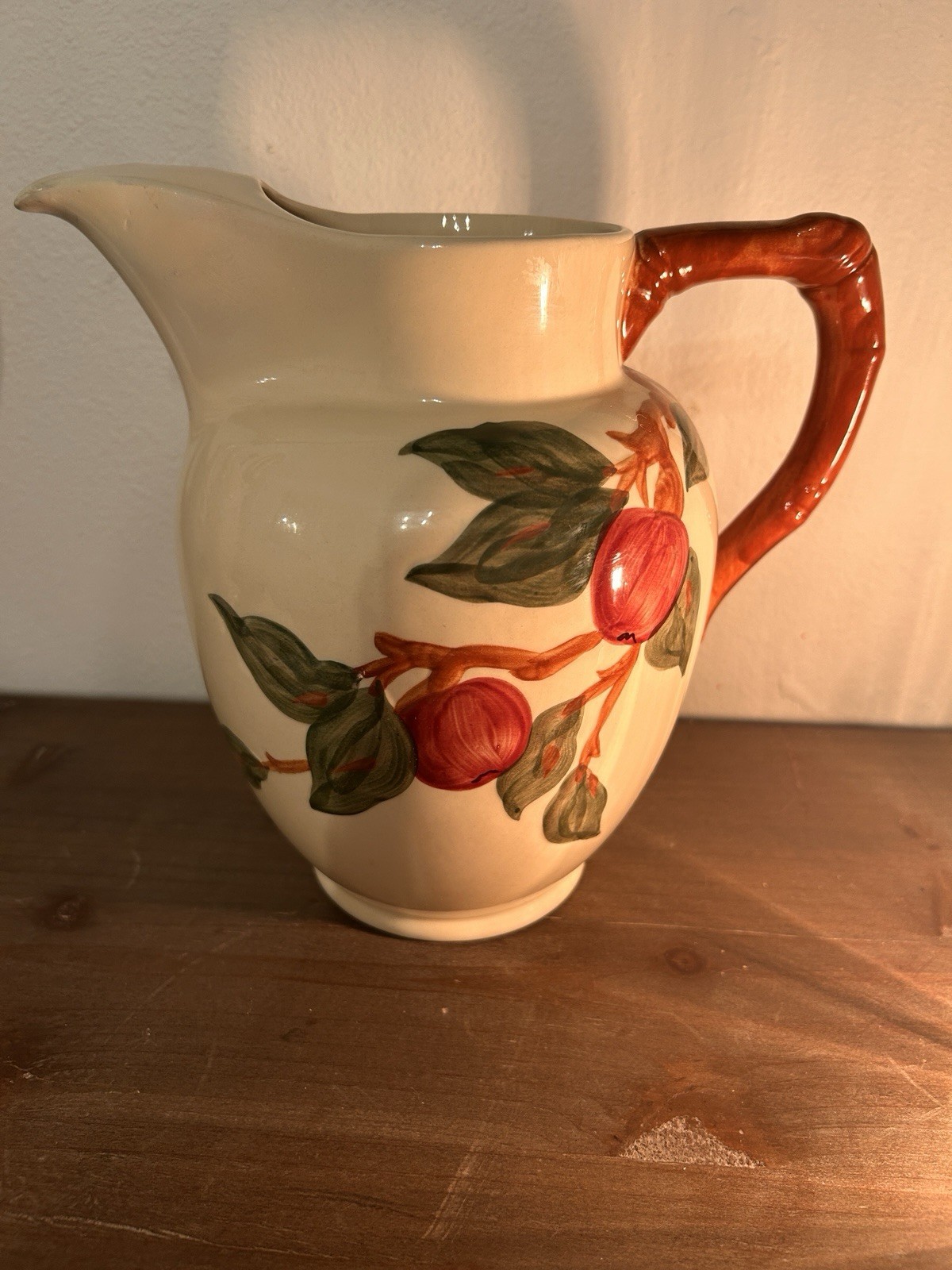 Franciscan Apple Earthenware Pitcher US Vintage Handled Water Milk Juice Pitcher