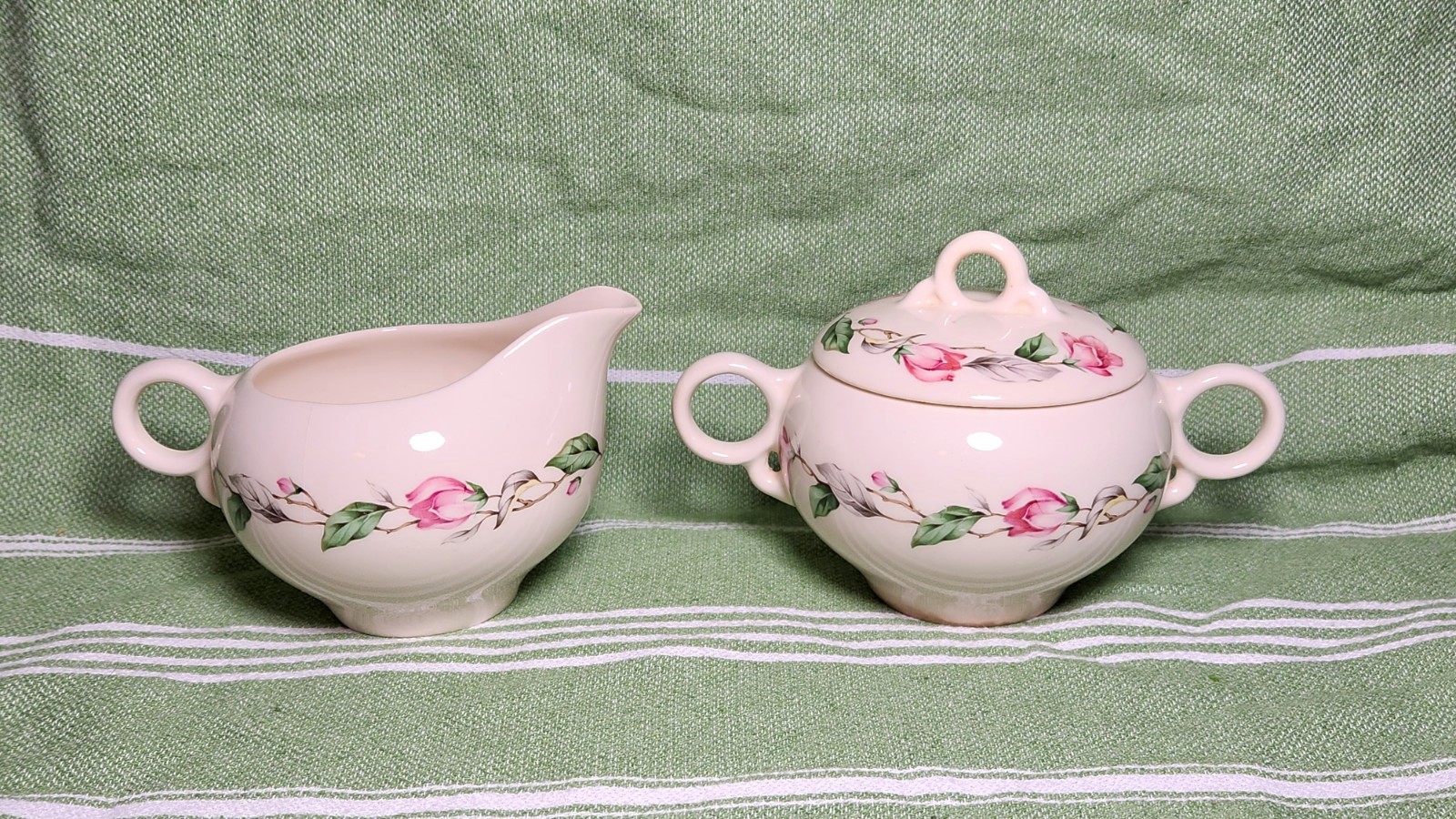 Vtg Universal Potteries Ballerina Rose Garland Ceramic Sugar & Creamer Set