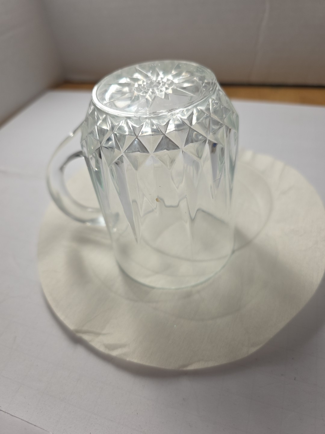 ARCOROC MADE IN USA CLEAR STARBURST COFFEE TEA MUG CUPS CLEAR 8 oz