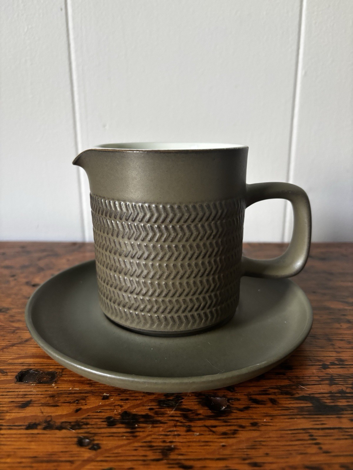 Denby Camelot Dark Green Creamer And Saucer Stoneware Chevron Pattern MCM