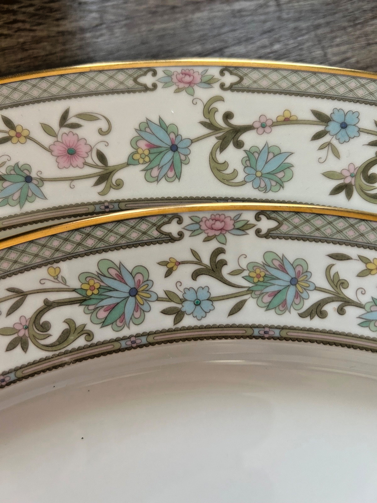 Noritake 95 pc Vintage 12 Place serving Set of Fine Ivory China Pattern 7194