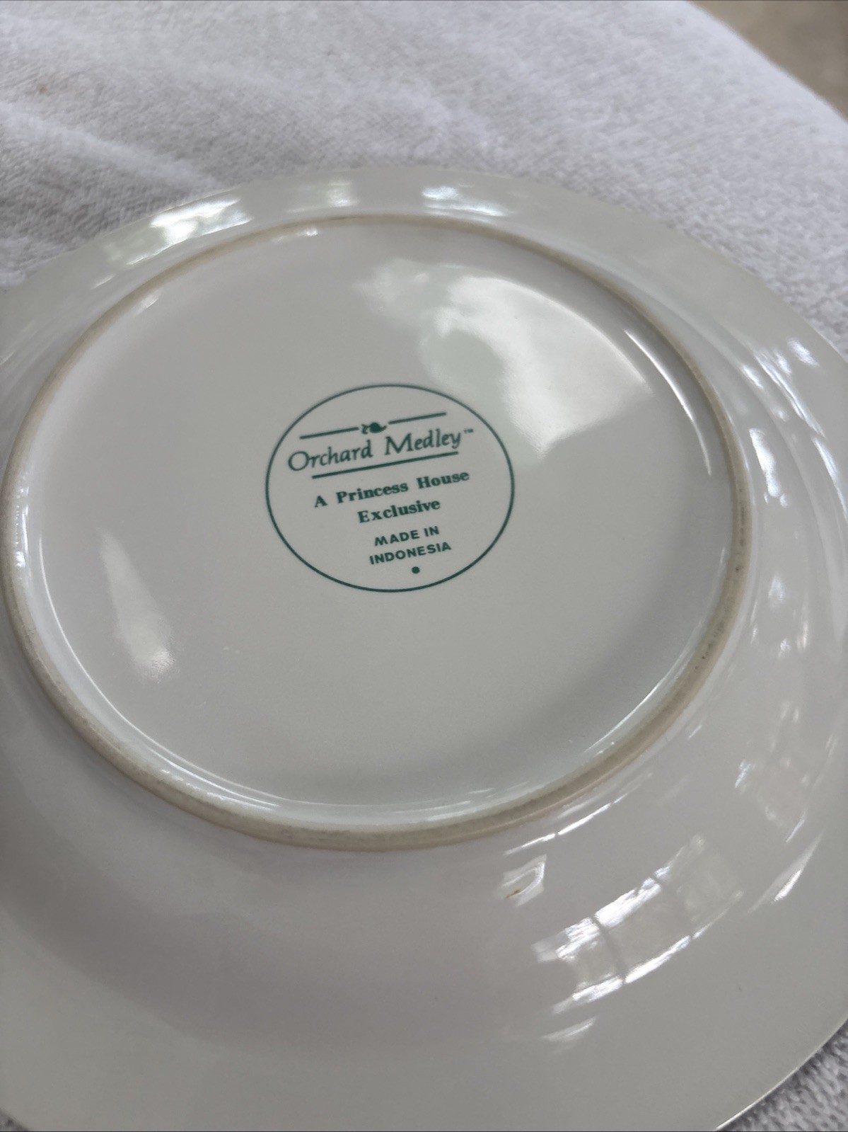 2-Princess House Orchard Medley 7 7/8″ Salad Plates Excellent Condition