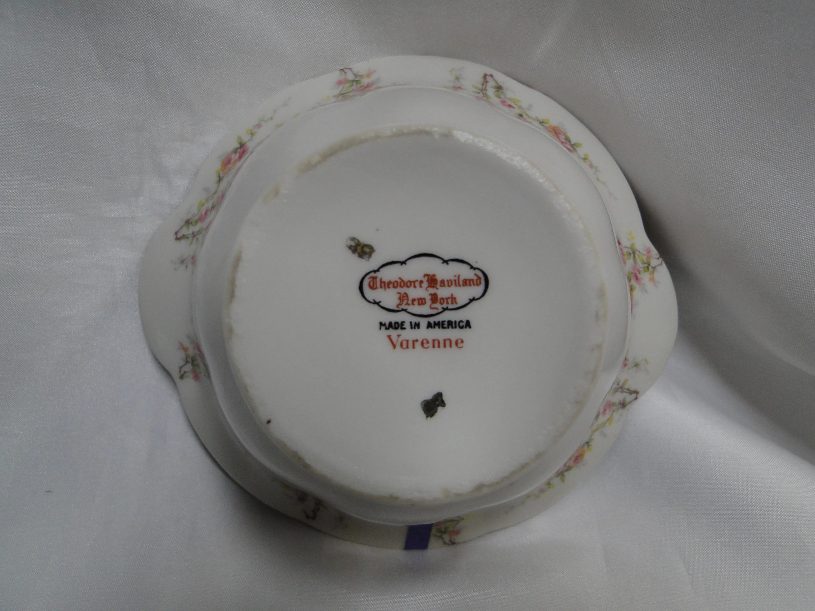Haviland (New York) Varenne, Pink Flower Swags: Sugar Bowl & Lid, 3 5/8″, As Is