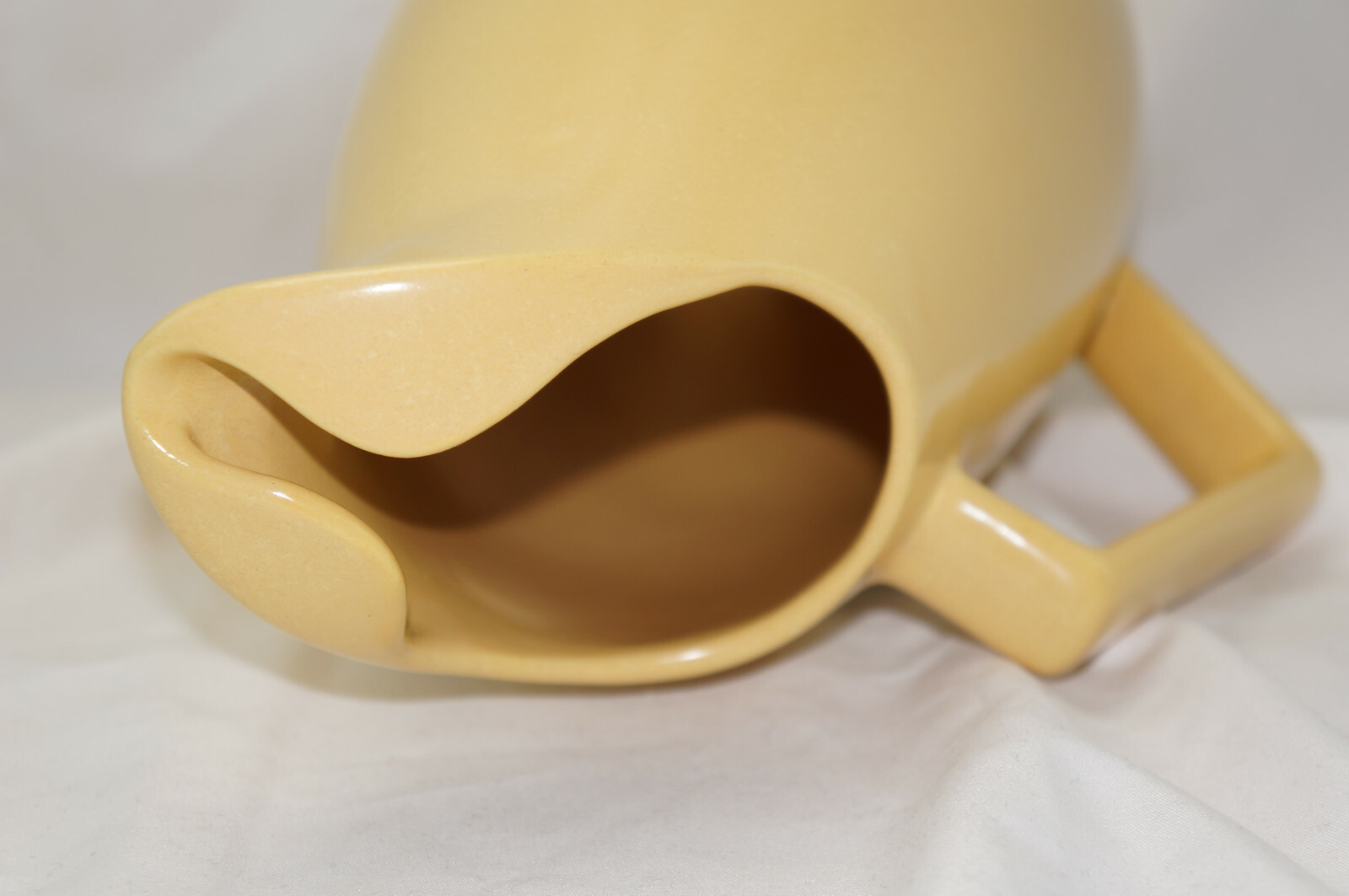 La Solana Yellow Large Serving Pitcher, 11 1/4″