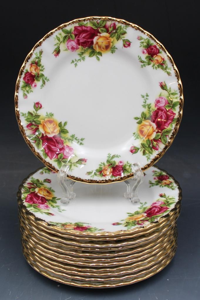 Royal Albert Old Country Roses Porcelain Set of 12 Bread Plates 6 1/8″