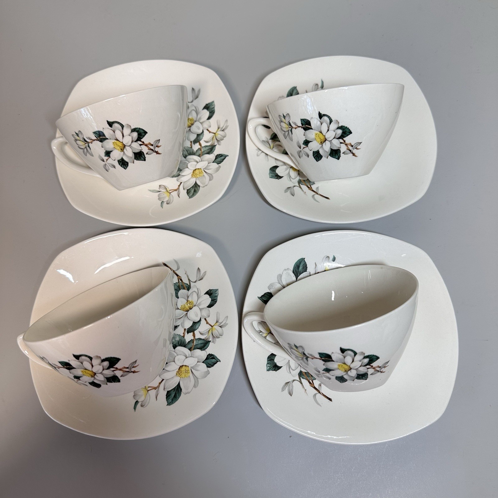 Vtg Midwinter Stylecraft Camelia cups & saucers fashion shape MCM MOD EUC 6oz