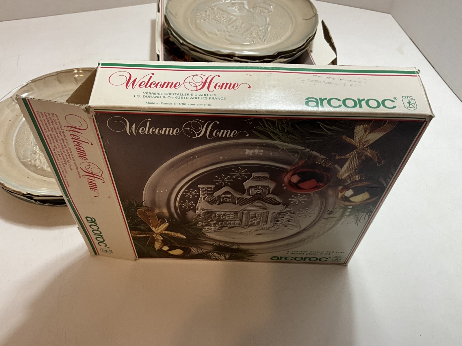 Arcoroc “Welcome Home” France Clear Glass 7 1/2″ Holiday Plates Set of 8 NICE!