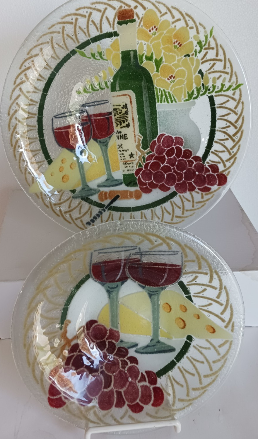 Appetizer 2 Serving Plates Peggy Karr French Italy Wine Cheese 10.5, 8.5″ sgn