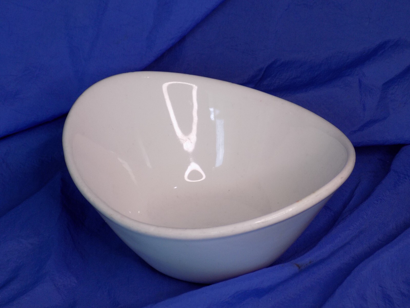 SYRACUSE CHINA REFLECTIONS 602 Aluma White Asymmetrical Bowl x2 Restaurant Ware