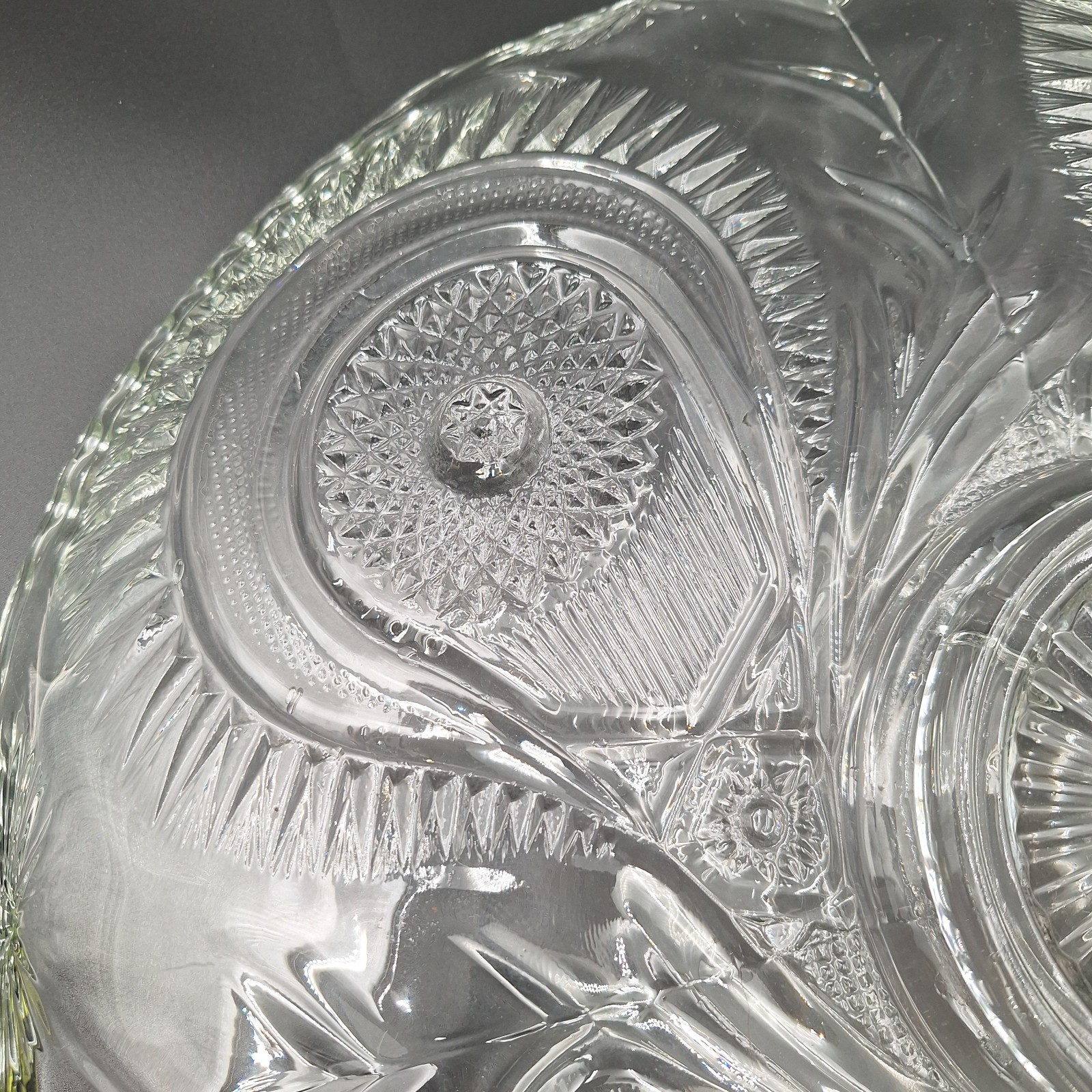 HUGE Vintage LE Smith Horseshoe Pinwheel and Stars Punch Bowl Underplate 21” EUC