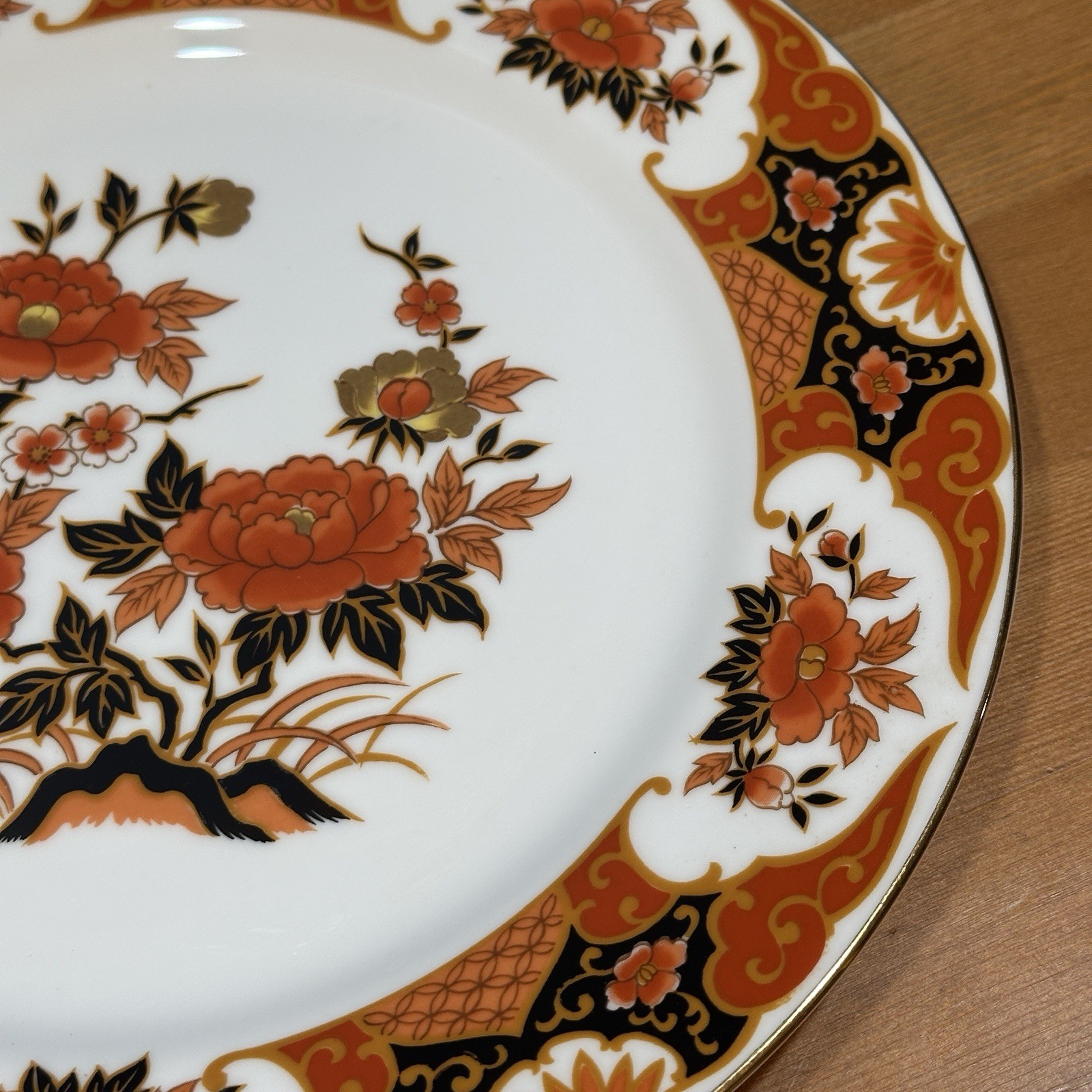 Vtg Japan Imari Style Dinner Plate Orange Black Gold Peony Floral 10.25″ China