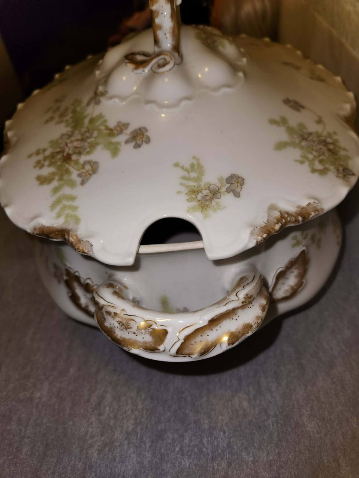 Haviland Limoges Montebello Covered Vegetable Dish France, 1890s Vintage Collect