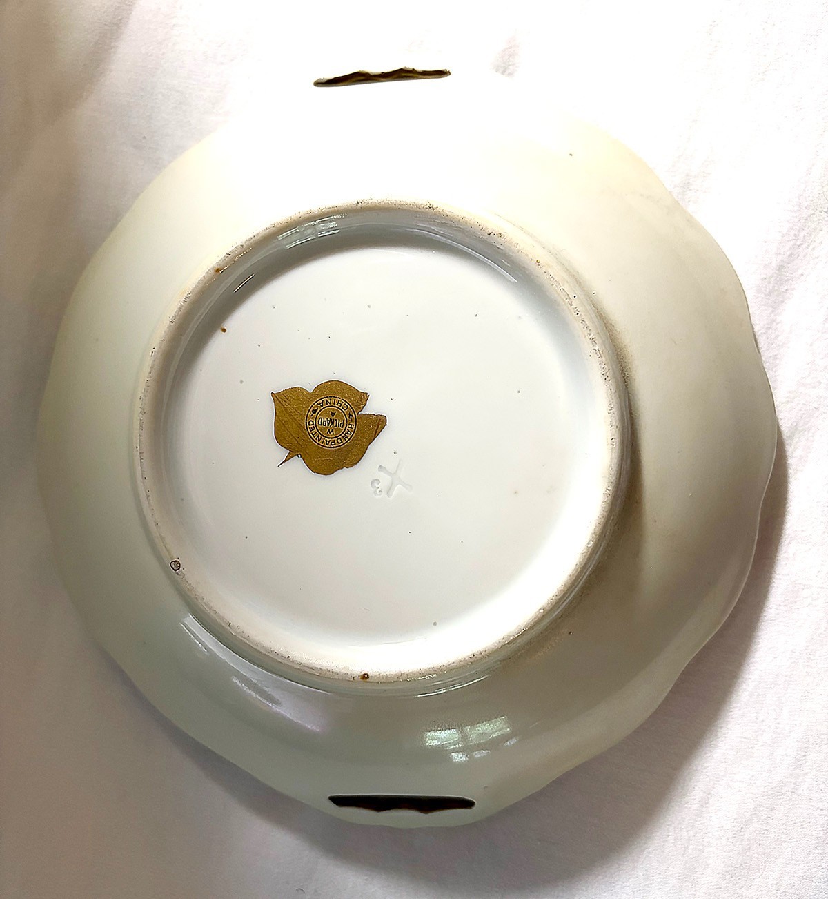 Beautiful Pickard 2-Handled Bowl, walled garden signed Challinor