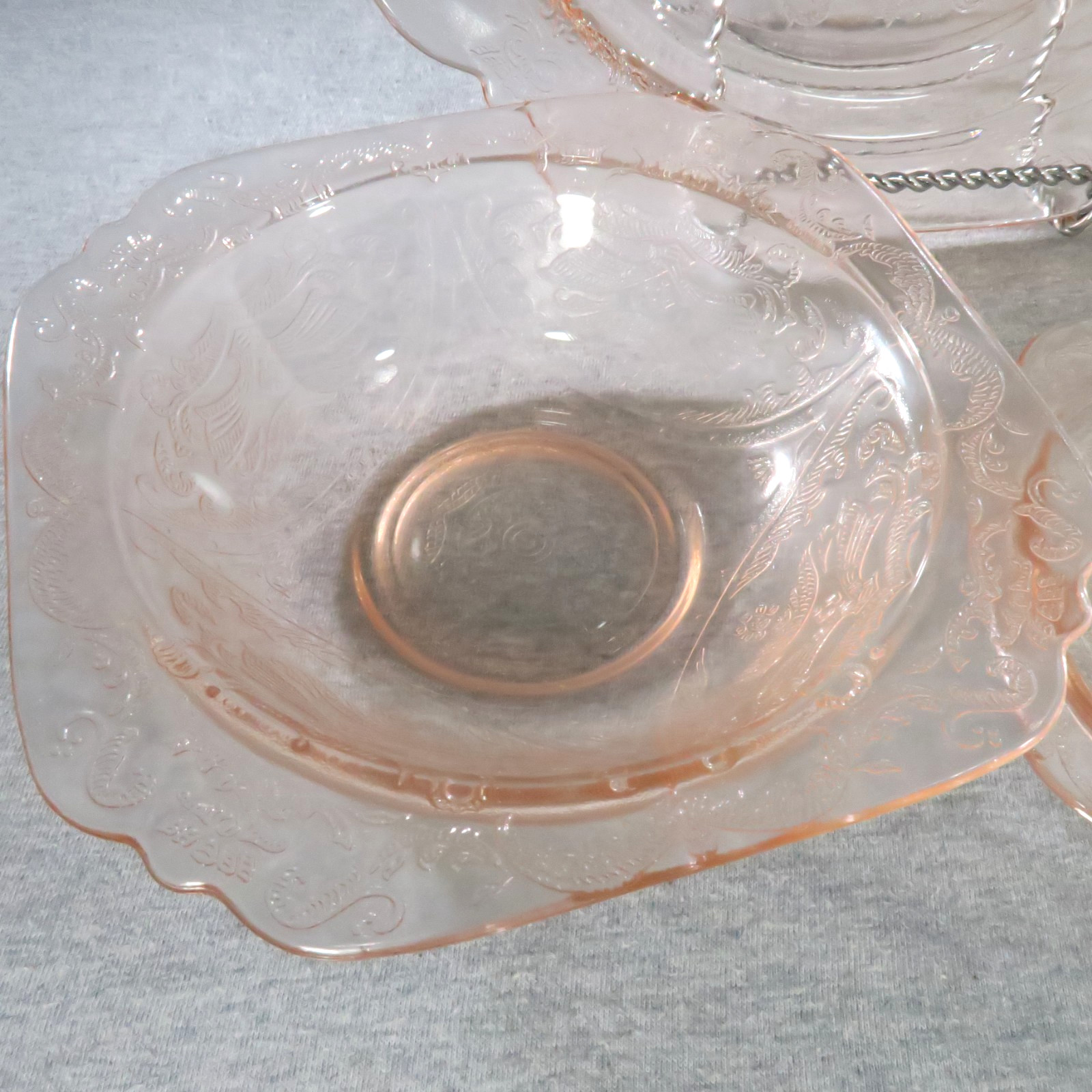 Indiana Glass Pastel Pink Recollection Place Settings for 4 in Madrid Pattern