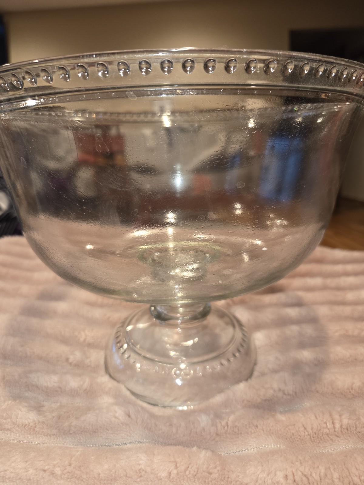 Clear Glass Pedestal Bowl Beaded Edge Round Glossy Elegant Decorative