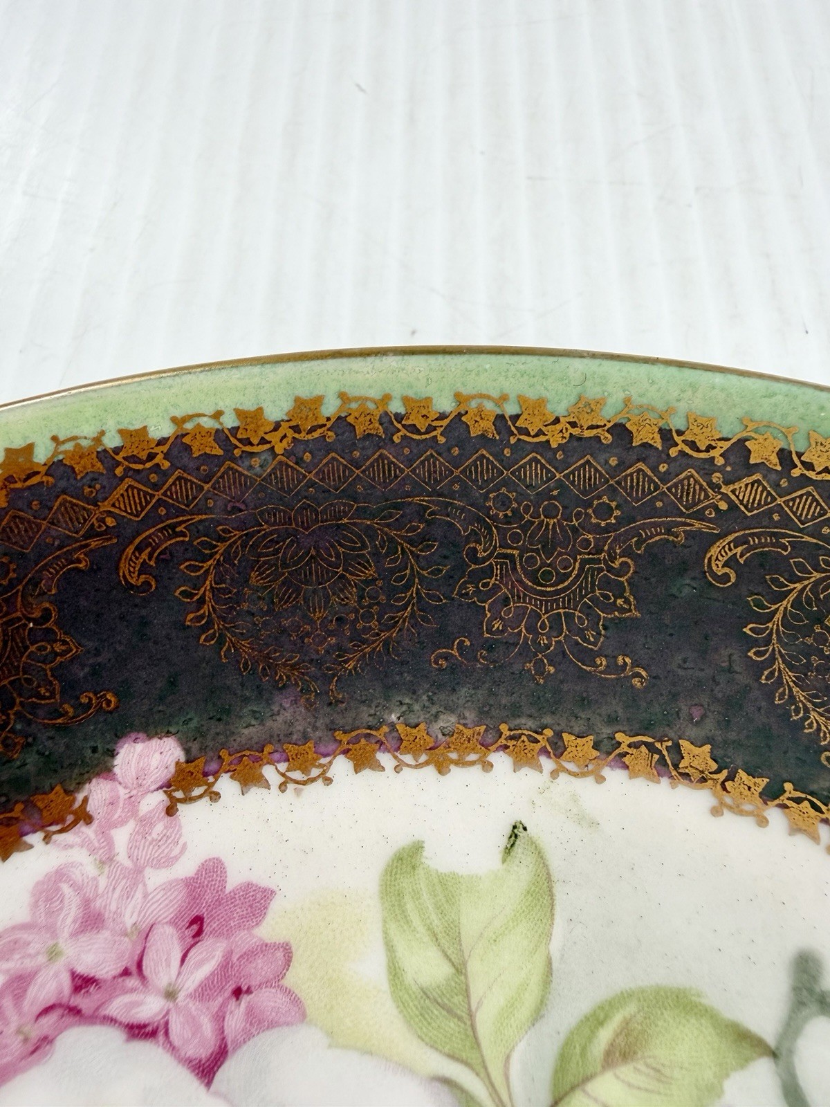 Vintage MC CO Painted Plate Roses w/Dark Green & Gold Border, Signed Raymond
