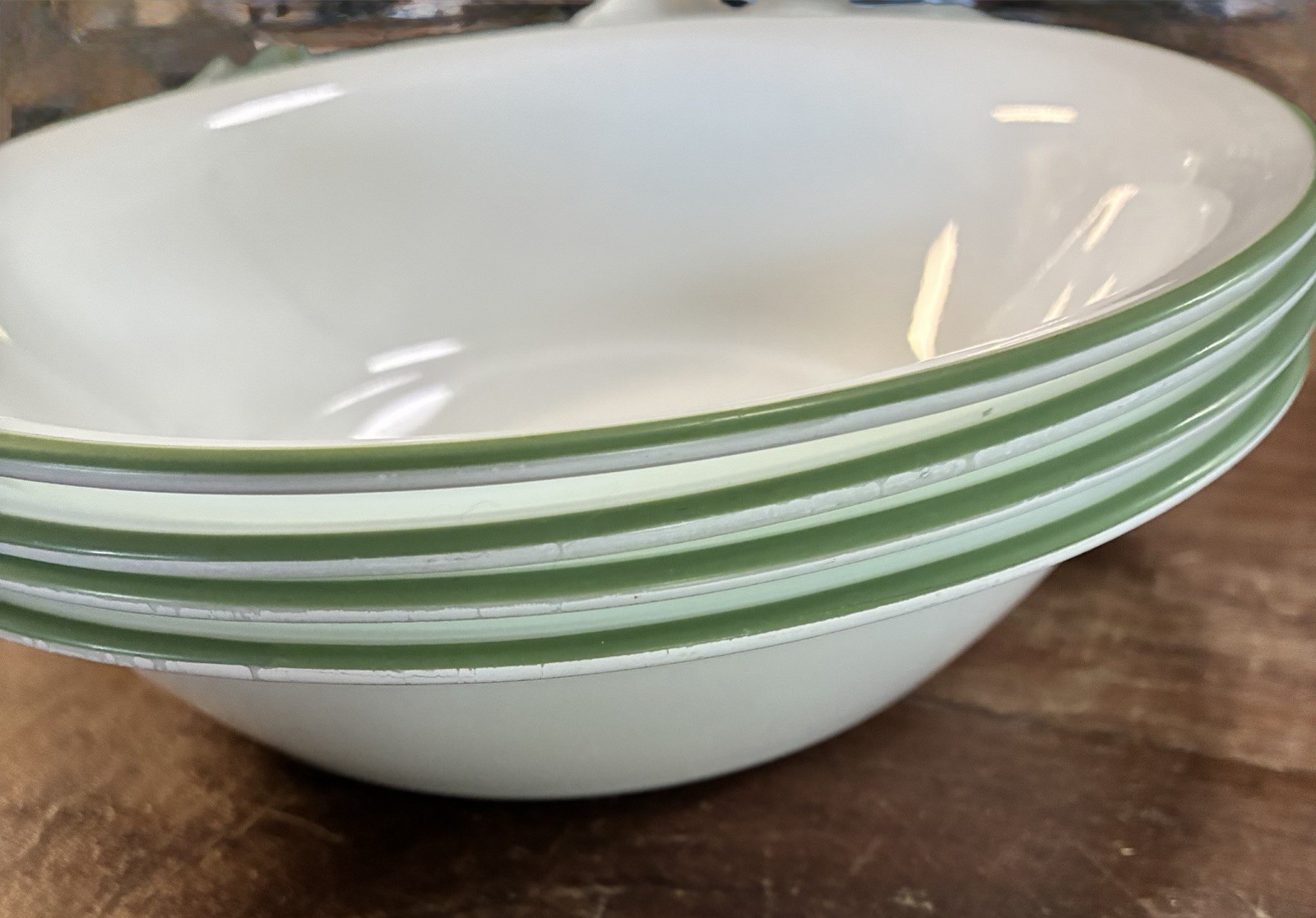New Set of 4 Corelle Shadow Iris Bowls 7.25″ Soup Cereal Green Rim