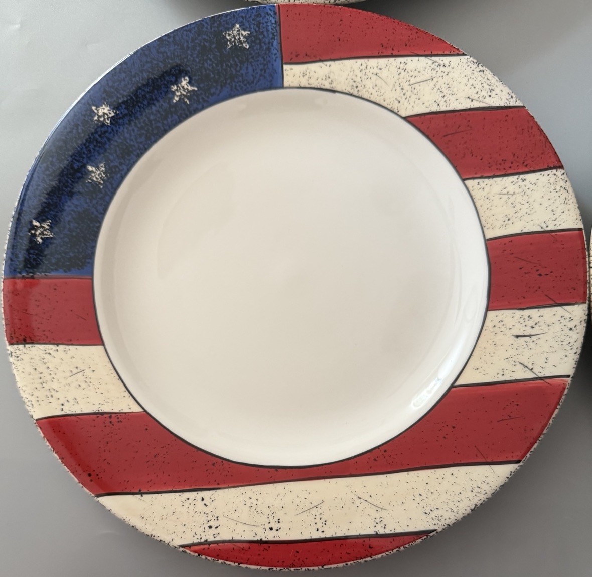 set of 4 Colonial Dinner Plates 10.5″ Sakura Warren Kimble Stoneware 1997