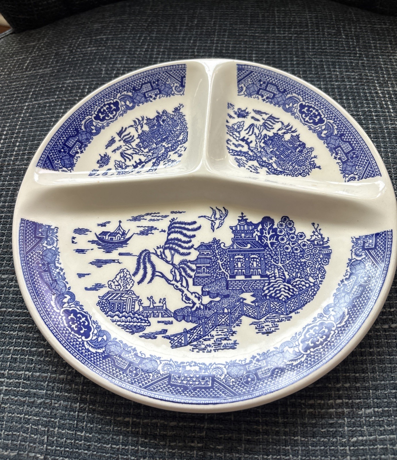 Blue Willow 1940s Societe Ceramique Maestricht DIVIDED PLATE Holland Dish 11″
